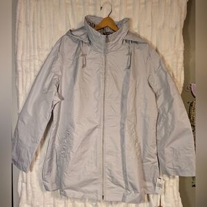 Details Intl Women's Hooded Jacket